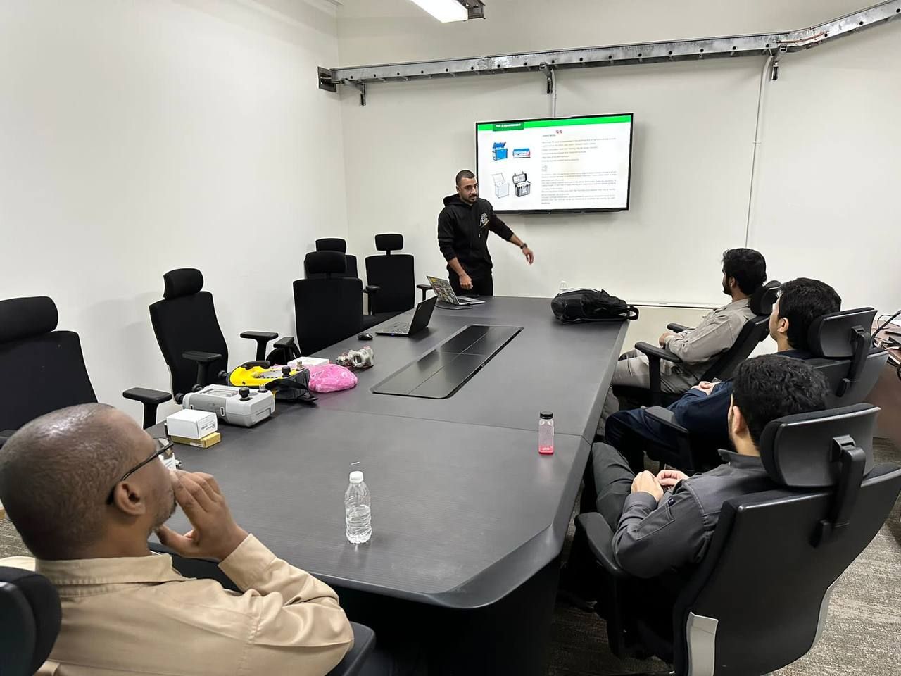 Pressure measurement and calibration training for the Aramco team